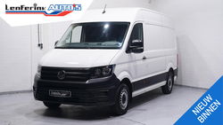 Volkswagen Crafter - 2.0 TDI 102 pk L3H3 Navi, Trekhaak 2.500 kg Airco, Laadruimte Pakket, PDC V+A, Apple Carplay, 3-Zits