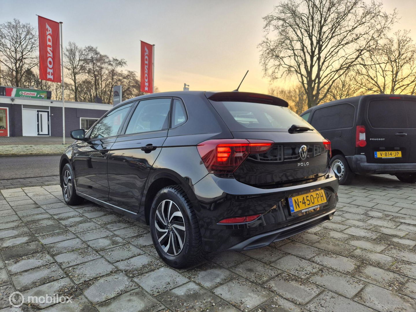 Volkswagen Polo 1.0 TSI Life, Nieuw model, Carplay, PDC V+A
