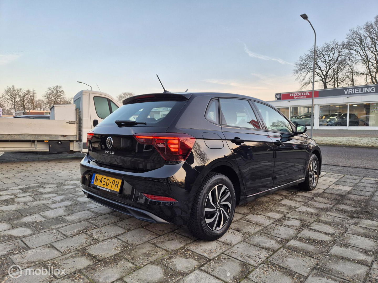 Volkswagen Polo 1.0 TSI Life, Nieuw model, Carplay, PDC V+A