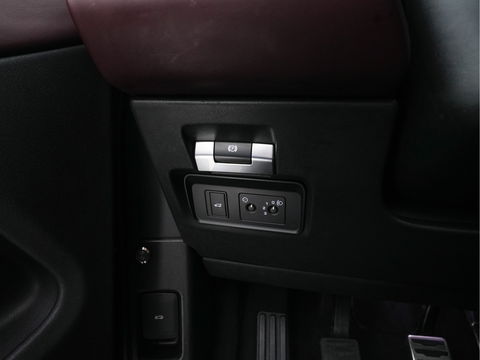 Land Rover Range Rover Evoque 2.0 D150 R-Dynamic *PANO | LEATHER | FULL-LED | NAVI-FULLMAP | CAMERA | KEYLESS | ECC | TOPVIEW | CARPLAY | HEATED-COMFORTSEATS | PDC | CRUISE | PRIVACY-GLASS | 20''ALU*