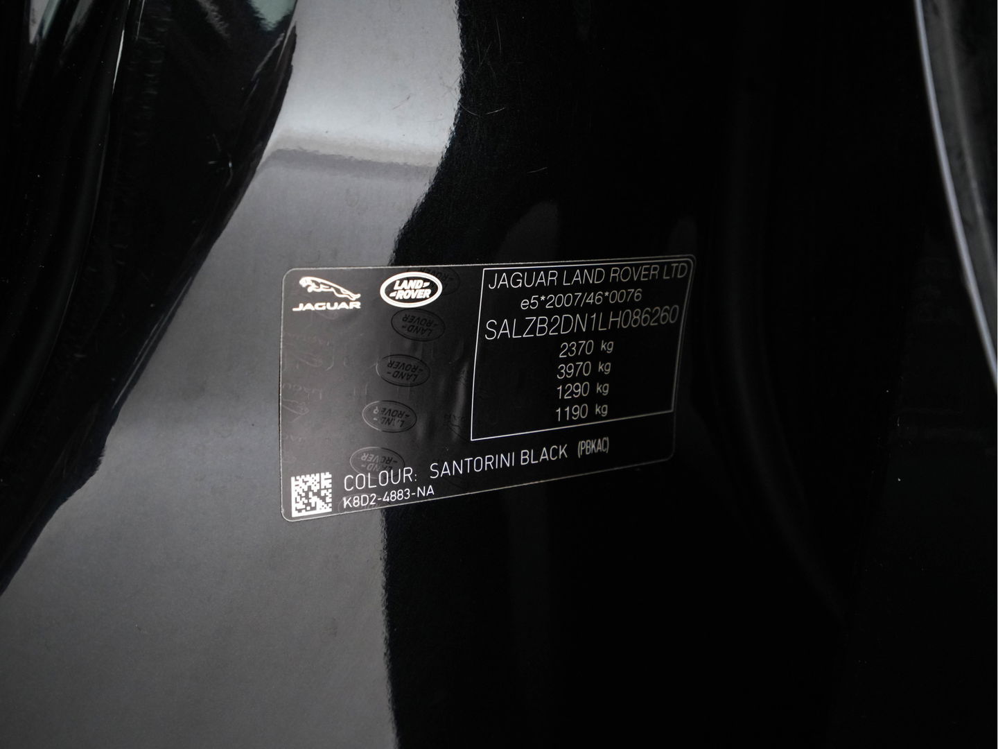 Land Rover Range Rover Evoque 2.0 D150 R-Dynamic *PANO | LEATHER | FULL-LED | NAVI-FULLMAP | CAMERA | KEYLESS | ECC | TOPVIEW | CARPLAY | HEATED-COMFORTSEATS | PDC | CRUISE | PRIVACY-GLASS | 20''ALU*