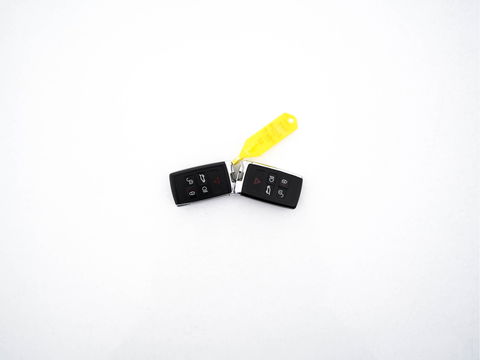 Land Rover Range Rover Evoque 2.0 D150 R-Dynamic *PANO | LEATHER | FULL-LED | NAVI-FULLMAP | CAMERA | KEYLESS | ECC | TOPVIEW | CARPLAY | HEATED-COMFORTSEATS | PDC | CRUISE | PRIVACY-GLASS | 20''ALU*