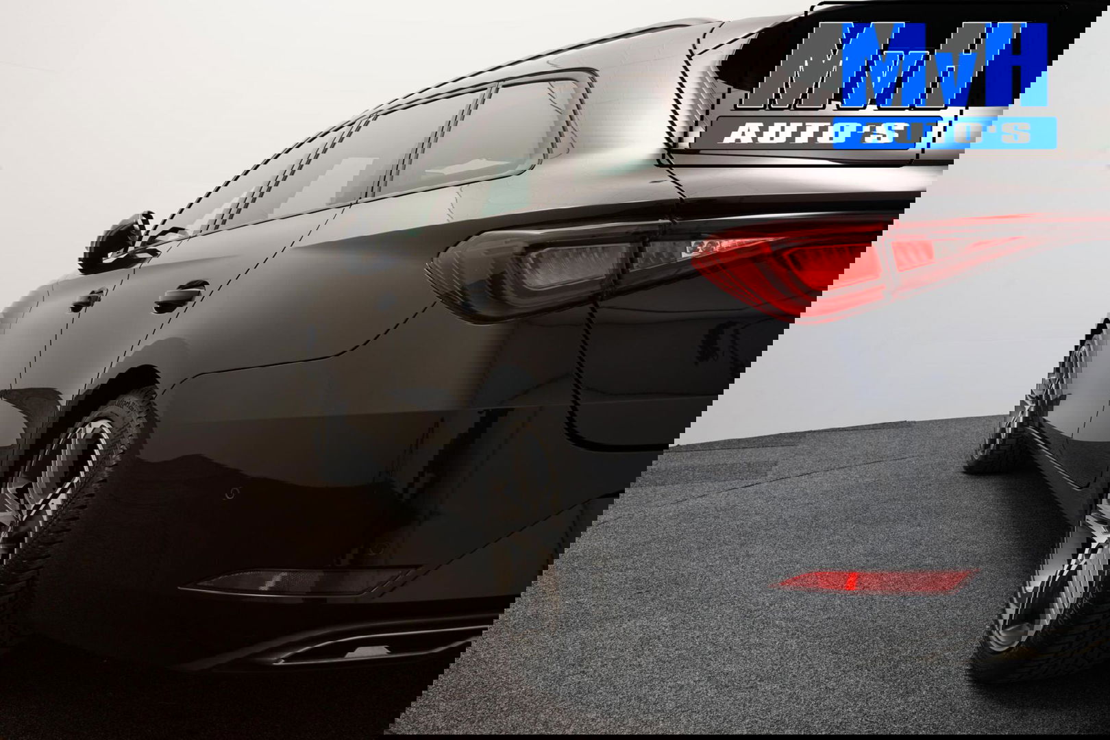 SEAT Leon Sportstourer 1.5 TSI FR Business Intense|LUXE!|LED