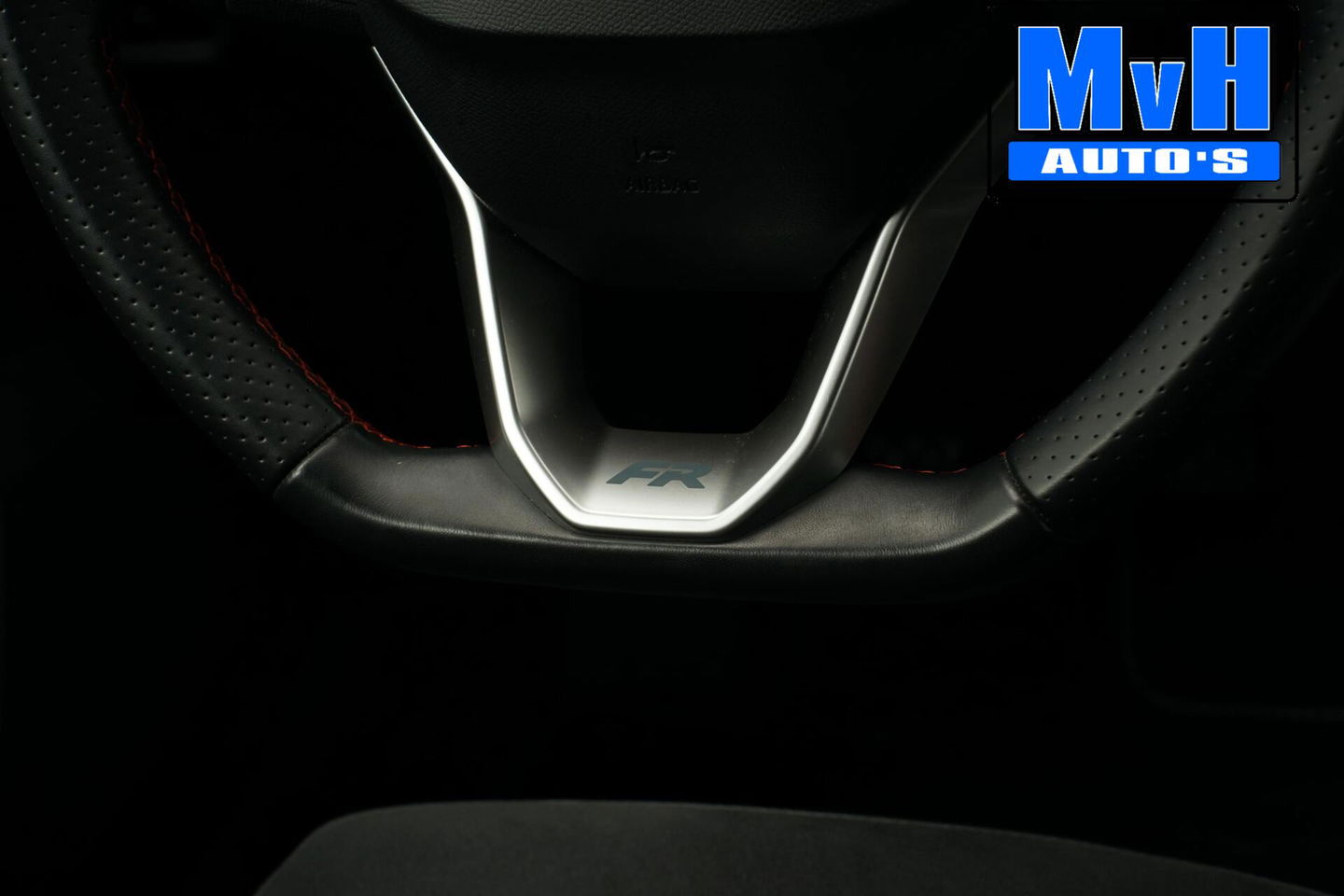 SEAT Leon Sportstourer 1.5 TSI FR Business Intense|LUXE!|LED