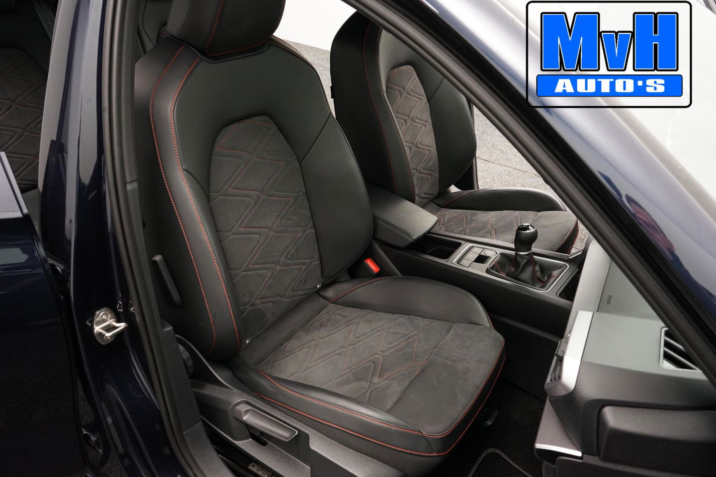 SEAT Leon Sportstourer 1.5 TSI FR Business Intense|LUXE!|LED