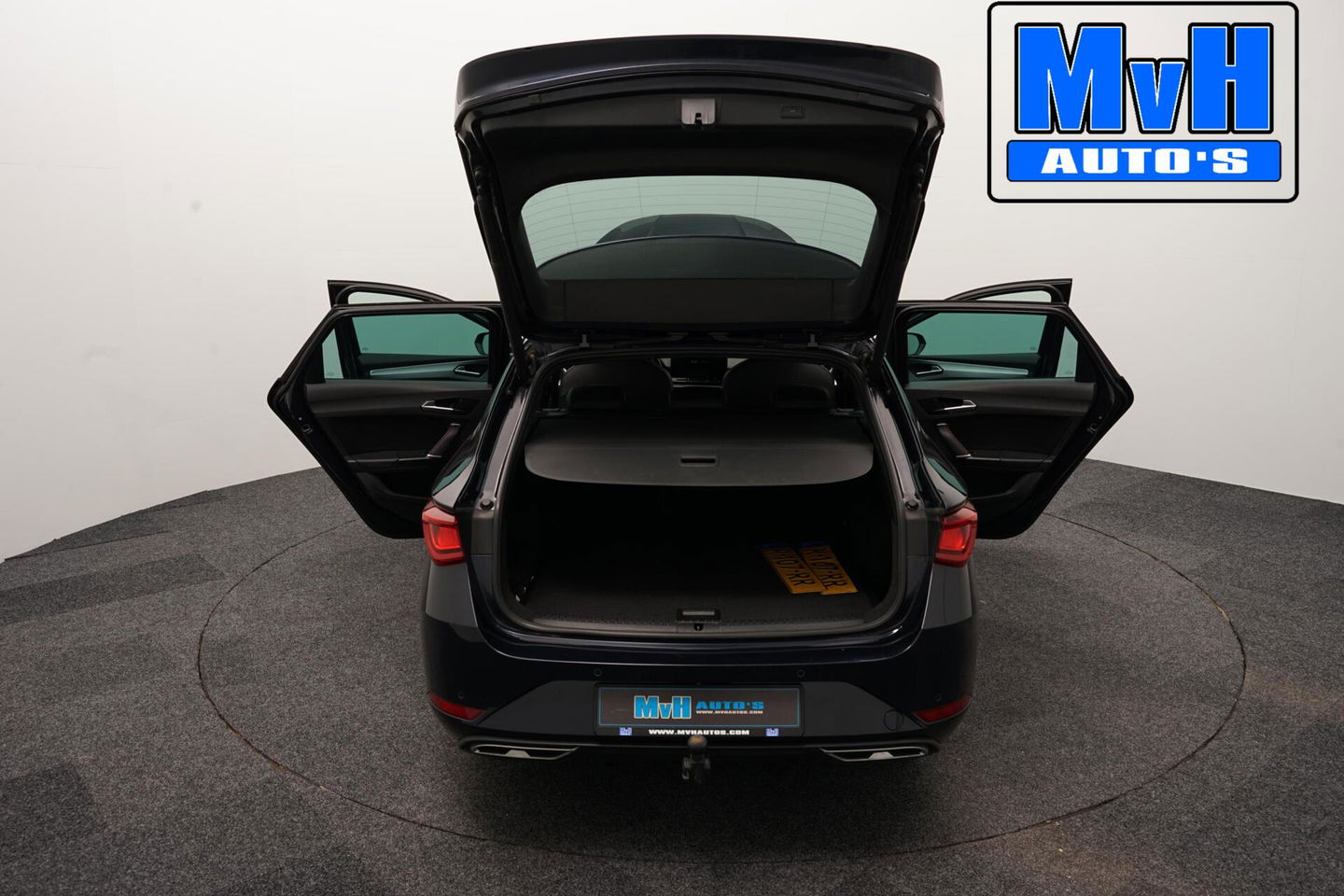 SEAT Leon Sportstourer 1.5 TSI FR Business Intense|LUXE!|LED