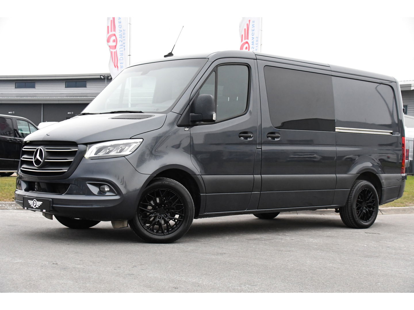Mercedes-Benz Sprinter 317 1.9 CDI L2H1 DC RWD PB Edition Cruise, Camera, Carplay, 2 x Schuifdeur, 10,5'' Mbux, 3500kg Trekhaak, Sensoren, LED, Uniek!