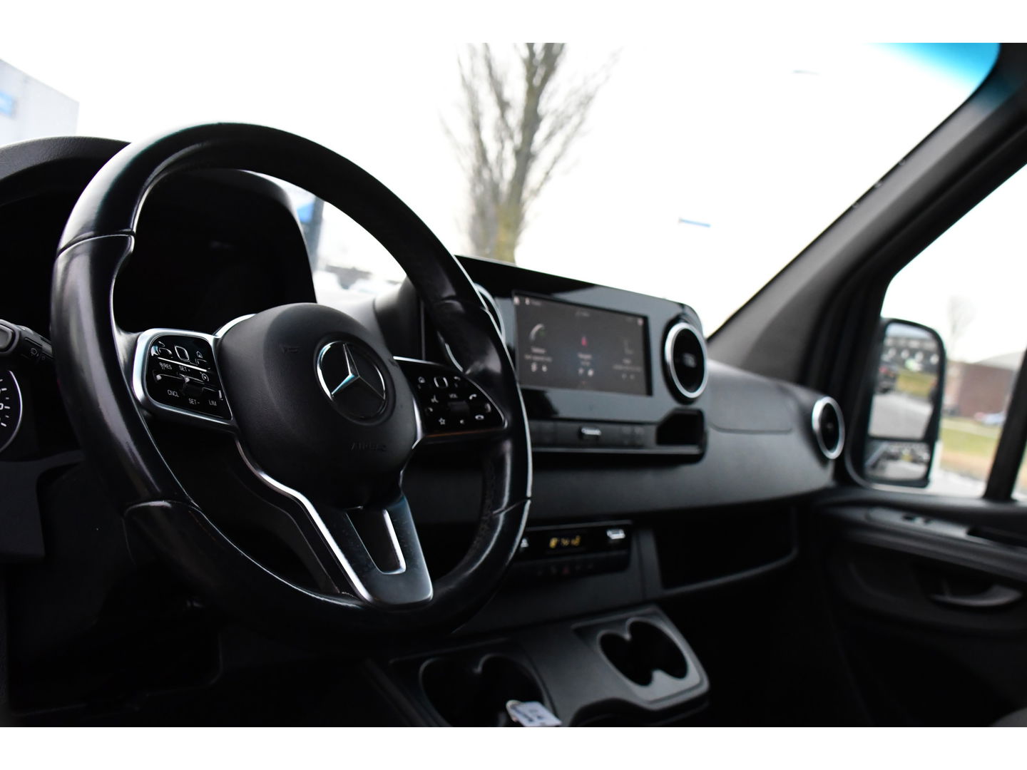 Mercedes-Benz Sprinter 317 1.9 CDI L2H1 DC RWD PB Edition Cruise, Camera, Carplay, 2 x Schuifdeur, 10,5'' Mbux, 3500kg Trekhaak, Sensoren, LED, Uniek!