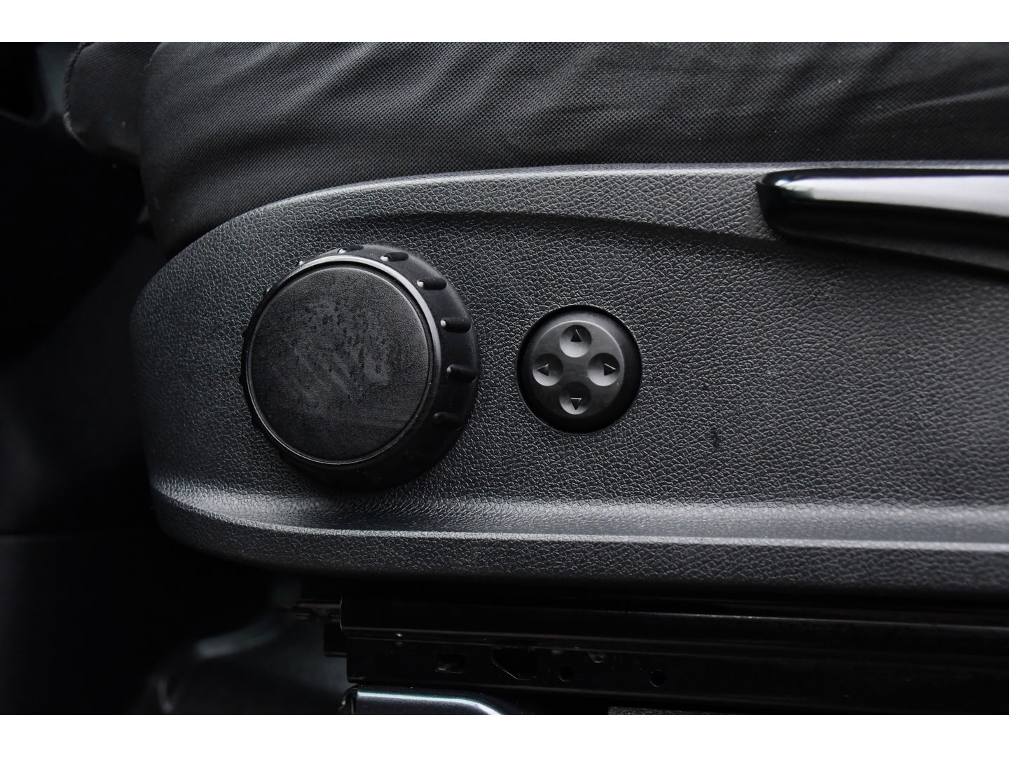 Mercedes-Benz Sprinter 317 1.9 CDI L2H1 DC RWD PB Edition Cruise, Camera, Carplay, 2 x Schuifdeur, 10,5'' Mbux, 3500kg Trekhaak, Sensoren, LED, Uniek!