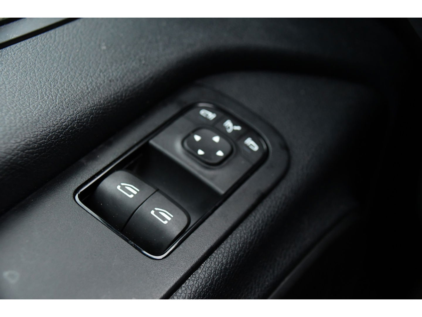 Mercedes-Benz Sprinter 317 1.9 CDI L2H1 DC RWD PB Edition Cruise, Camera, Carplay, 2 x Schuifdeur, 10,5'' Mbux, 3500kg Trekhaak, Sensoren, LED, Uniek!