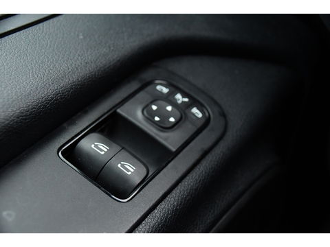 Mercedes-Benz Sprinter 317 1.9 CDI L2H1 DC RWD PB Edition Cruise, Camera, Carplay, 2 x Schuifdeur, 10,5'' Mbux, 3500kg Trekhaak, Sensoren, LED, Uniek!