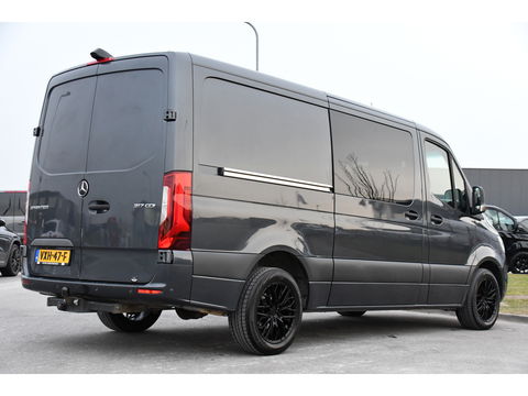 Mercedes-Benz Sprinter 317 1.9 CDI L2H1 DC RWD PB Edition Cruise, Camera, Carplay, 2 x Schuifdeur, 10,5'' Mbux, 3500kg Trekhaak, Sensoren, LED, Uniek!