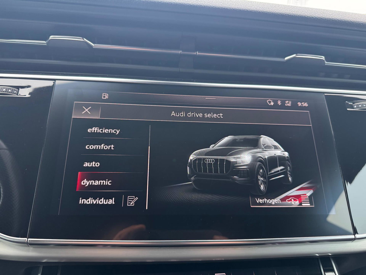 Audi Q8 55 TFSI quattro S Line 340 PK Pano Leder Camera Trekhaak