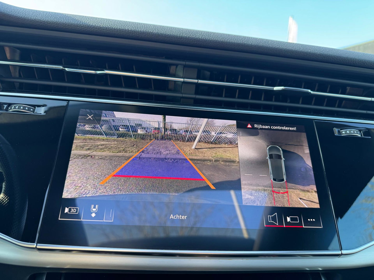 Audi Q8 55 TFSI quattro S Line 340 PK Pano Leder Camera Trekhaak