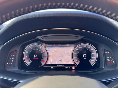 Audi Q8 55 TFSI quattro S Line 340 PK Pano Leder Camera Trekhaak