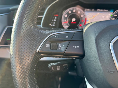 Audi Q8 55 TFSI quattro S Line 340 PK Pano Leder Camera Trekhaak