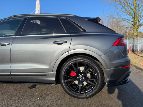 Audi Q8 55 TFSI quattro S Line 340 PK Pano Leder Camera Trekhaak