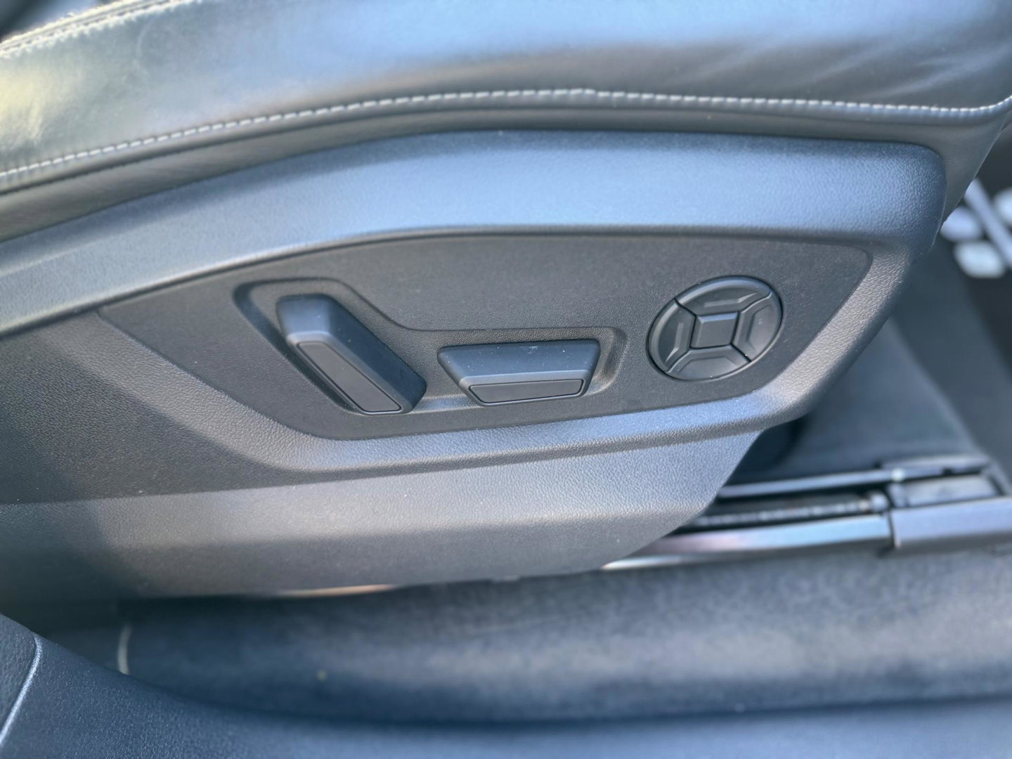 Audi Q8 55 TFSI quattro S Line 340 PK Pano Leder Camera Trekhaak