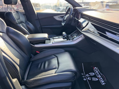 Audi Q8 55 TFSI quattro S Line 340 PK Pano Leder Camera Trekhaak