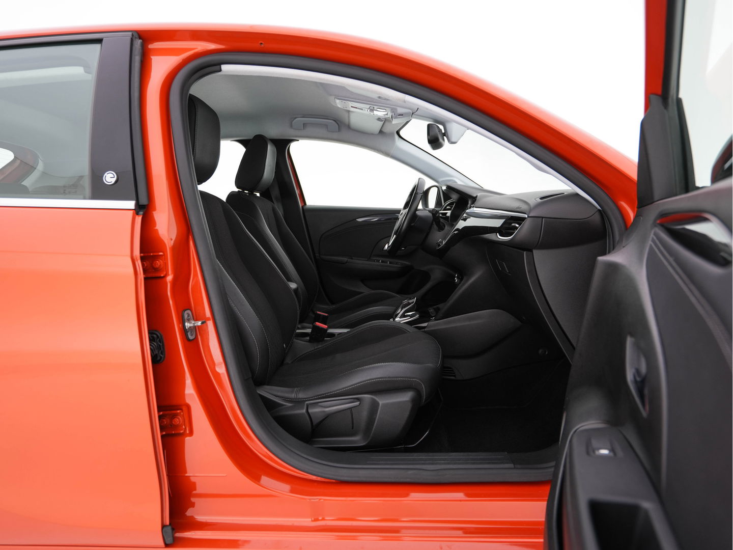 Opel CORSA-E Elegance 50 kWh [3-FASE] {SOH-90%} (INCL-BTW) Aut.*FULL-LED | DIGI-COCKPIT | LEATHER-MICROFIBRE | CARPLAY | CAMERA | ECC | KEYLESS | CRUISE | DAB | 16'' ALU*