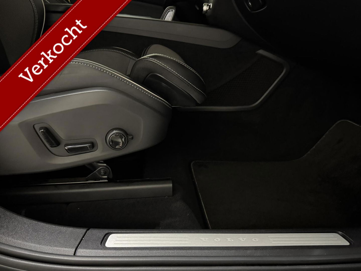 Volvo XC60 2.0 T8 AWD Polestar Engineered Pano H/K 360° Autopilot