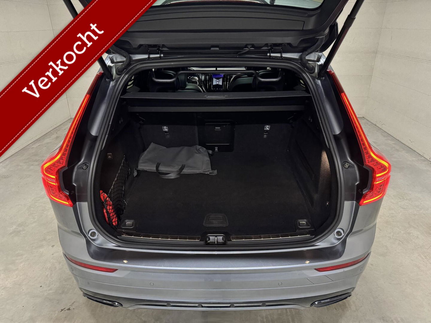 Volvo XC60 2.0 T8 AWD Polestar Engineered Pano H/K 360° Autopilot