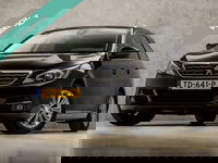 Peugeot 308 - SW 1.2 PureTech Sport (PANORAMADAK, APPLE CARPLAY, GROOT NAVI, LEDER, STOELVERWARMING, 360 CAMERA, GETINT GLAS, TREKHAAK, CRUISE, NIEUWE APK, NIEUWSTAAT)