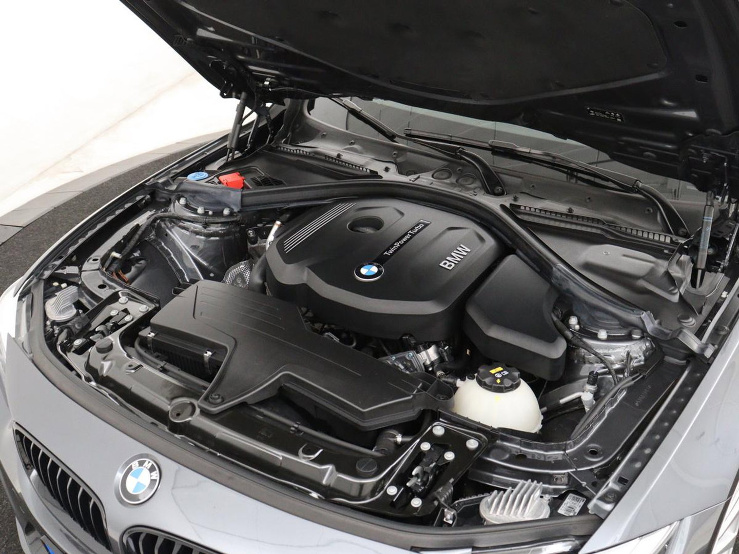 BMW 4 Serie Coupé 418i M Sport | Schuifdak | Leder | Stoelverwarming | 20'' | Sportstoelen | Full LED | Navigatie | Parkeerhulp | Climate control | Cruise control | 74.200km NAP