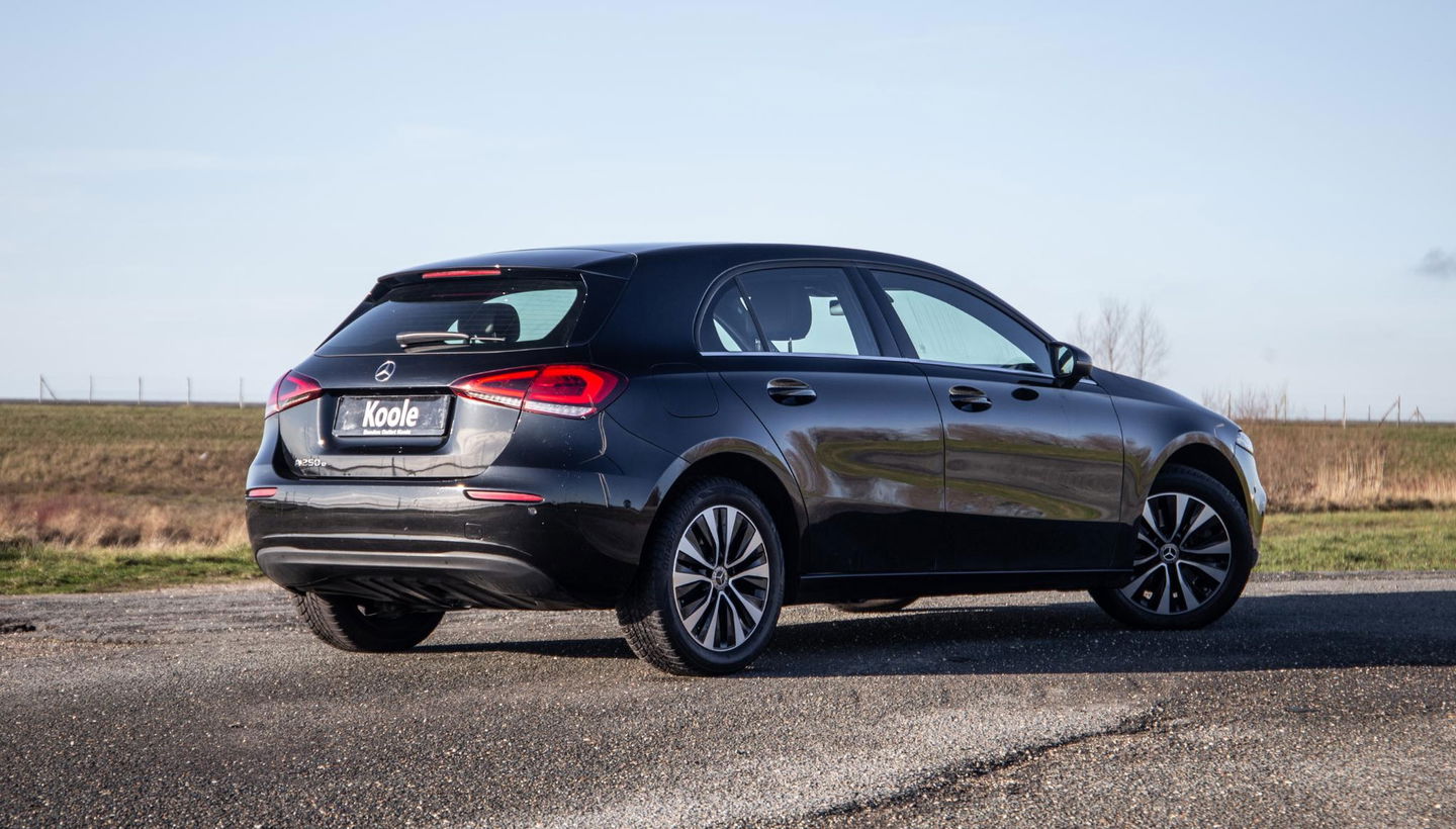 Mercedes-Benz A-Klasse 250 e Business Line PANORAMA DAK / WIDESCREEN / 360 CAMERA / CARPLAY