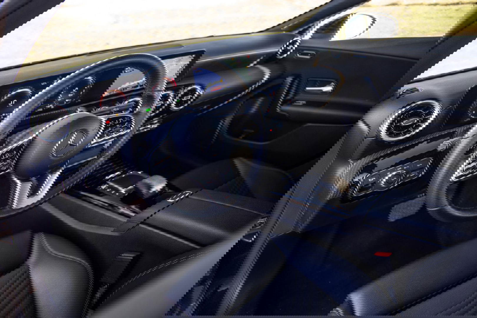 Mercedes-Benz A-Klasse 250 e Business Line PANORAMA DAK / WIDESCREEN / 360 CAMERA / CARPLAY