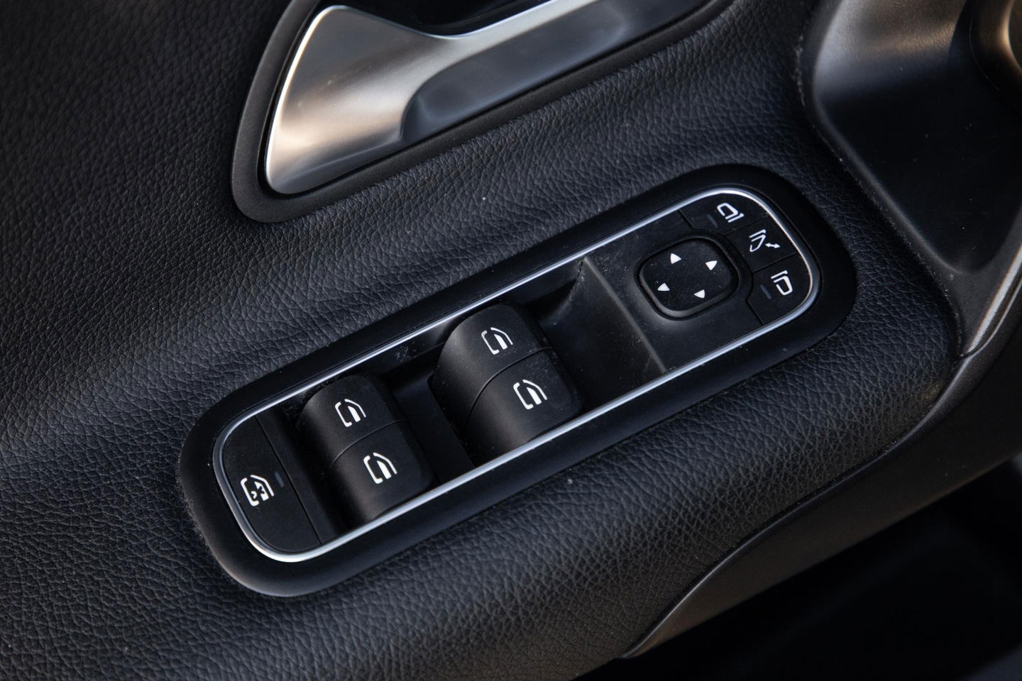 Mercedes-Benz A-Klasse 250 e Business Line PANORAMA DAK / WIDESCREEN / 360 CAMERA / CARPLAY