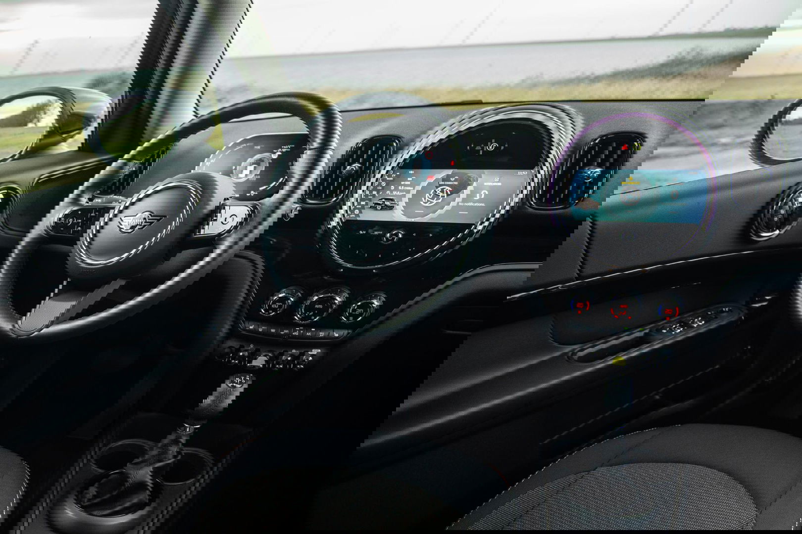 MINI Countryman Mini 1.5 Cooper S E ALL4 Essential CAMERA / NAVI / CARPLAY / AIRCO / ZWART / STOELVERWARMING