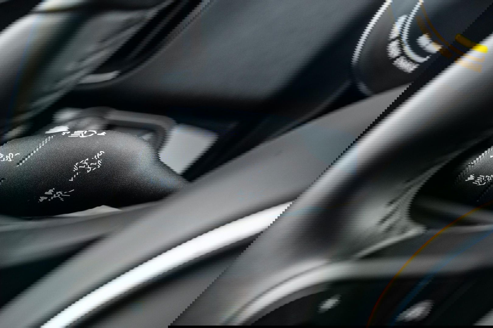 MINI Countryman Mini 1.5 Cooper S E ALL4 Essential CAMERA / NAVI / CARPLAY / AIRCO / ZWART / STOELVERWARMING