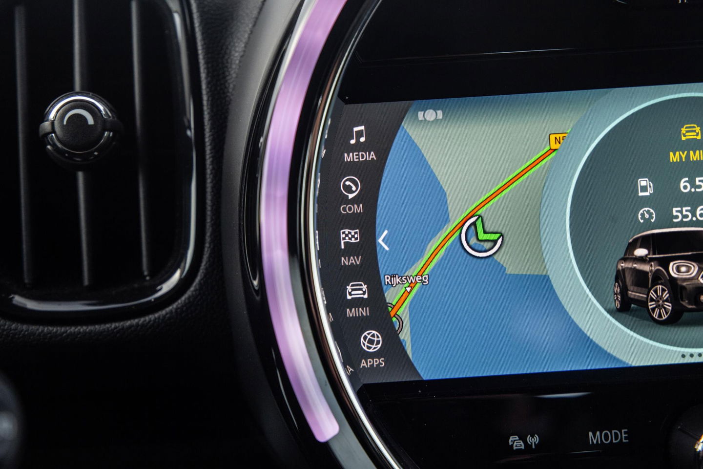 MINI Countryman Mini 1.5 Cooper S E ALL4 Essential CAMERA / NAVI / CARPLAY / AIRCO / ZWART / STOELVERWARMING