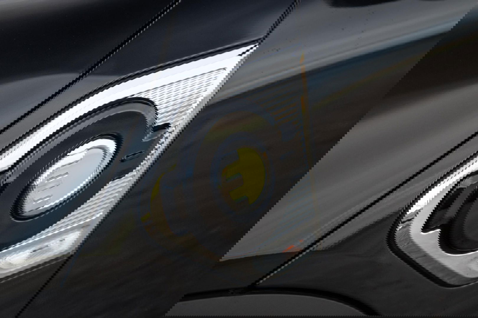 MINI Countryman Mini 1.5 Cooper S E ALL4 Essential CAMERA / NAVI / CARPLAY / AIRCO / ZWART / STOELVERWARMING