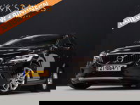 Volvo V40 - Cross Country 1.5 T3 Polar+ Luxury [TREKHAAK, PANORAMADAK, KEYLESS ENTRY, CAMERA, VOL LEDER, STOELVERWARMING, NIEUWSTAAT]