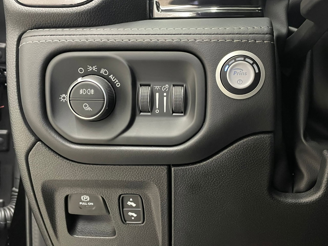 Dodge Ram Pick-Up