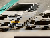 BMW X1 - xDrive25i M Sport Executive 225Pk Automaat (GROOT NAVI, M PAKKET, HEAD-UP DISPLAY, HARMAN/KARDON, VIRTUAL COCKPIT, ALCANTARA SPORTSTOELEN, STOELVERWARMING, GETINT GLAS, ELEK ACHTERKLEP, NIEUWSTAAT)