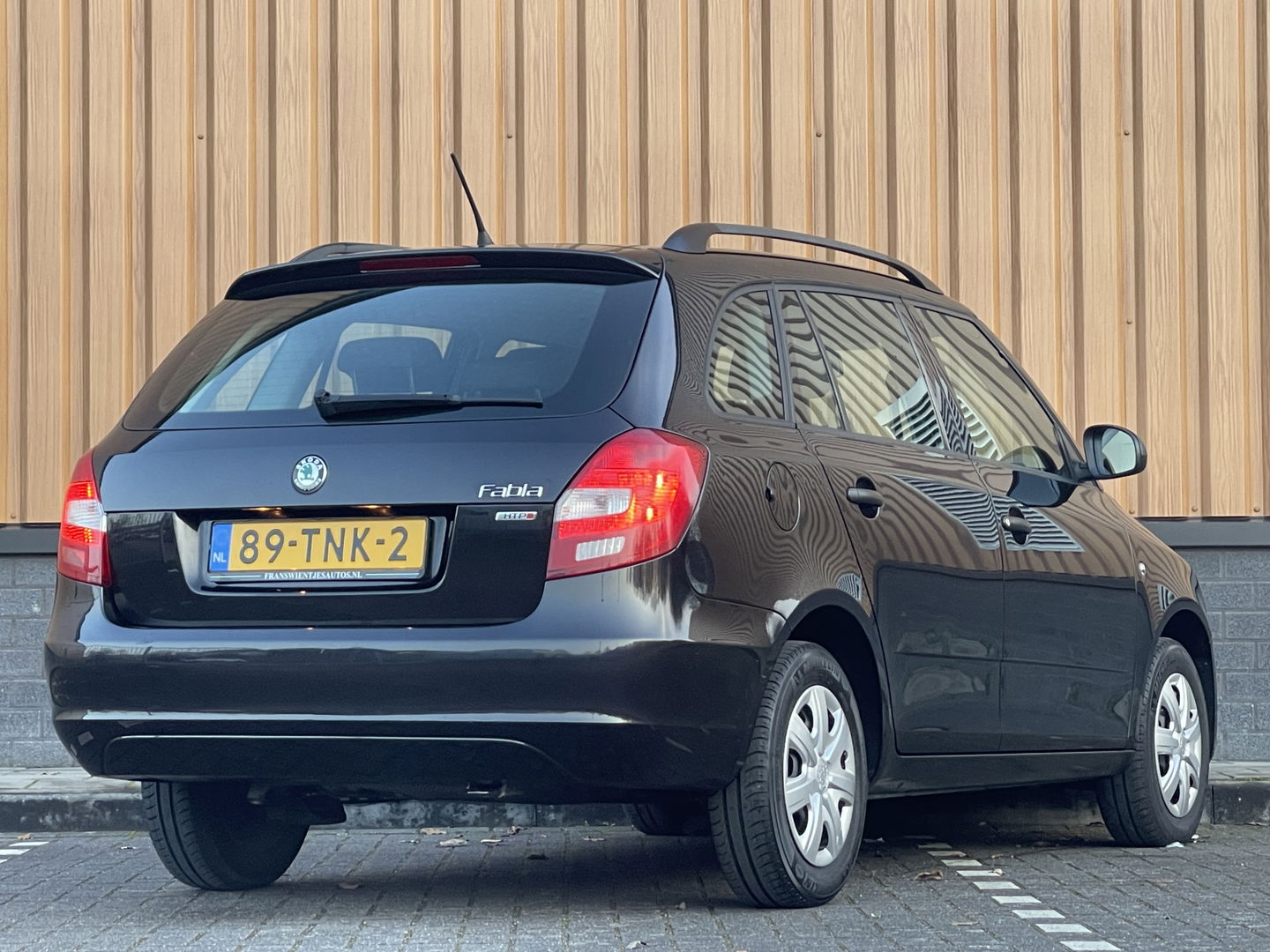 Škoda Fabia Combi 1.2-12V Fresh | Origineel Nederlands | NAP | Airconditioning | Radio\Cd | Centrale Vergrendeling |