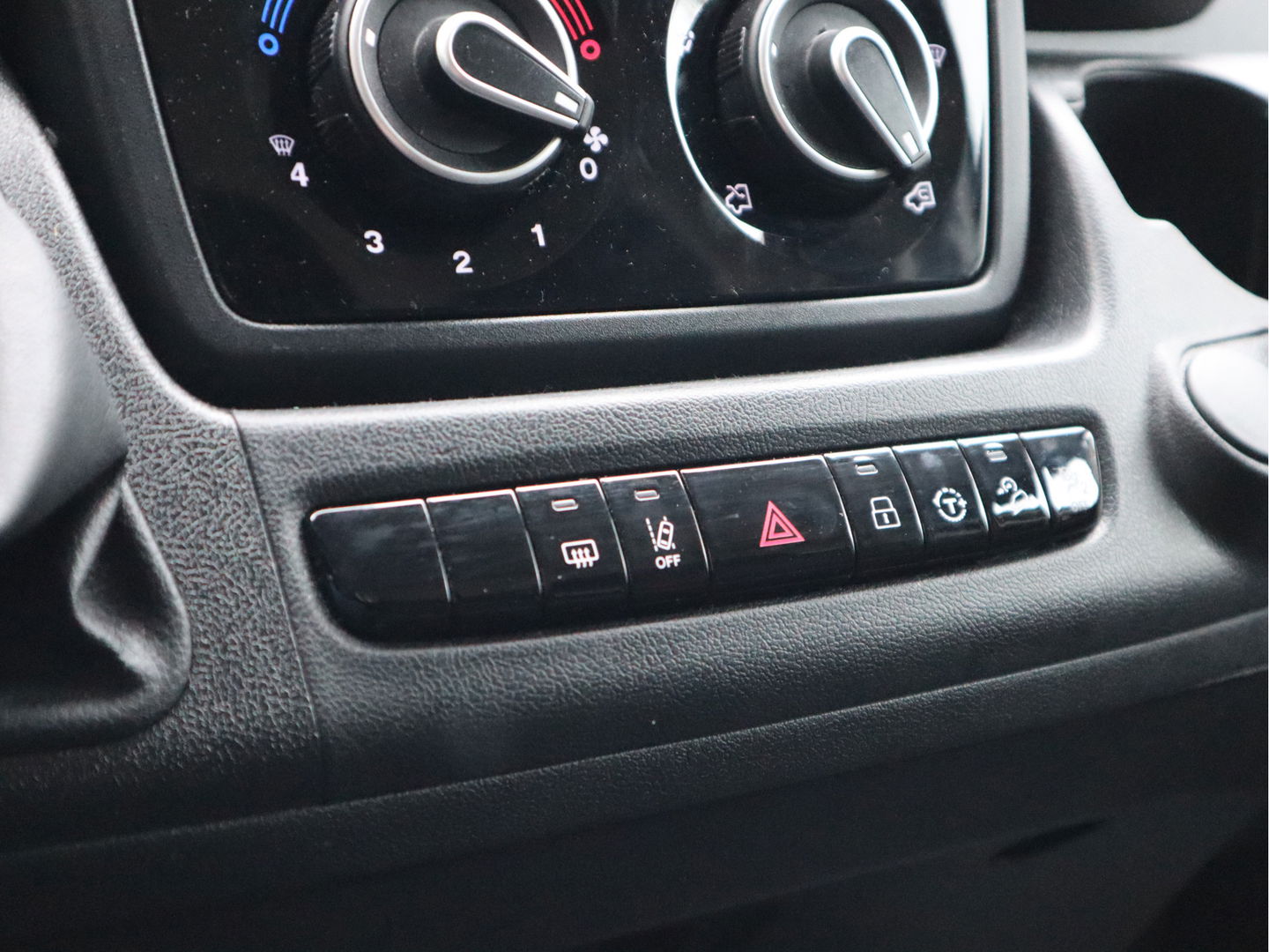 Fiat Ducato 2.2 Mjet 180pk Euro 6 - L4H2 Heavy - Camera - Cruise - Betimmerd