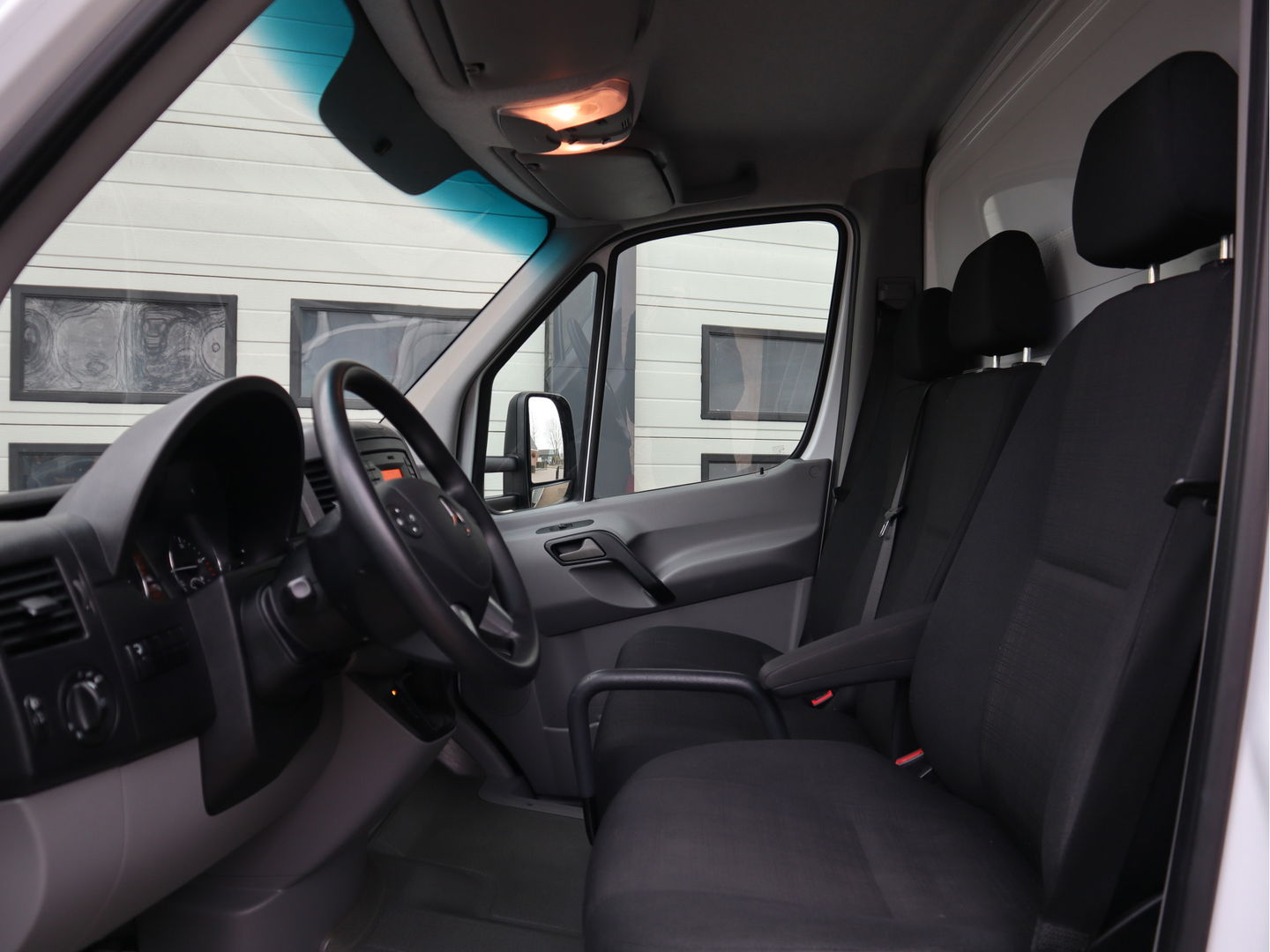 Mercedes-Benz Sprinter 516 CDI Automaat Euro 6 - N1 Bakwagen - Deuren