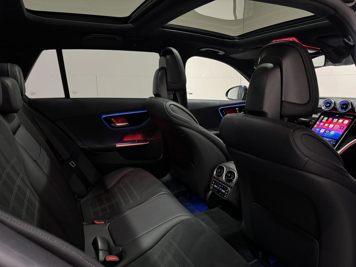 Mercedes-Benz C-Klasse Estate 200 AMG Pano Laser HUD 360° Sfeer Trekh NAP