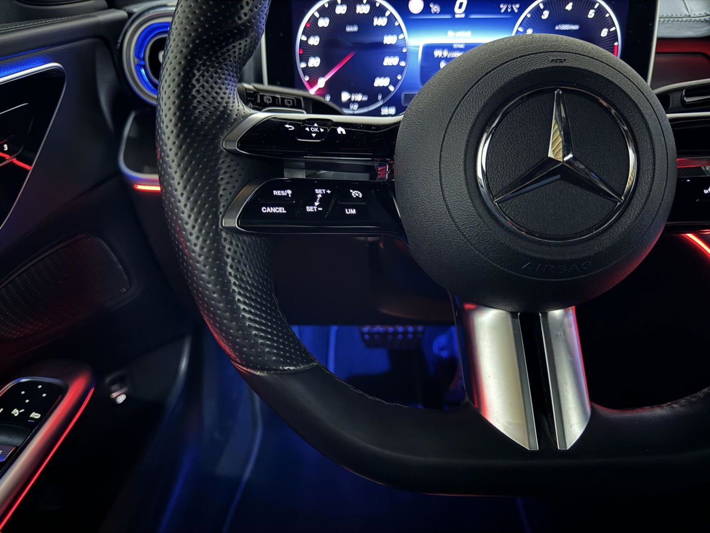 Mercedes-Benz C-Klasse Estate 200 AMG Pano Laser HUD 360° Sfeer Trekh NAP