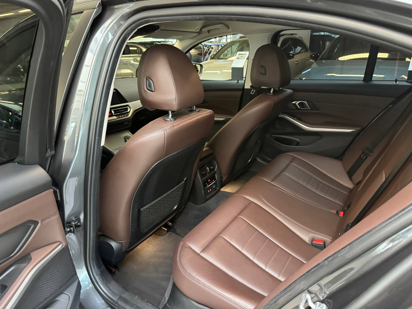 BMW 3-serie 330e High Executive Leder|CarPlay|NL Auto|NAP