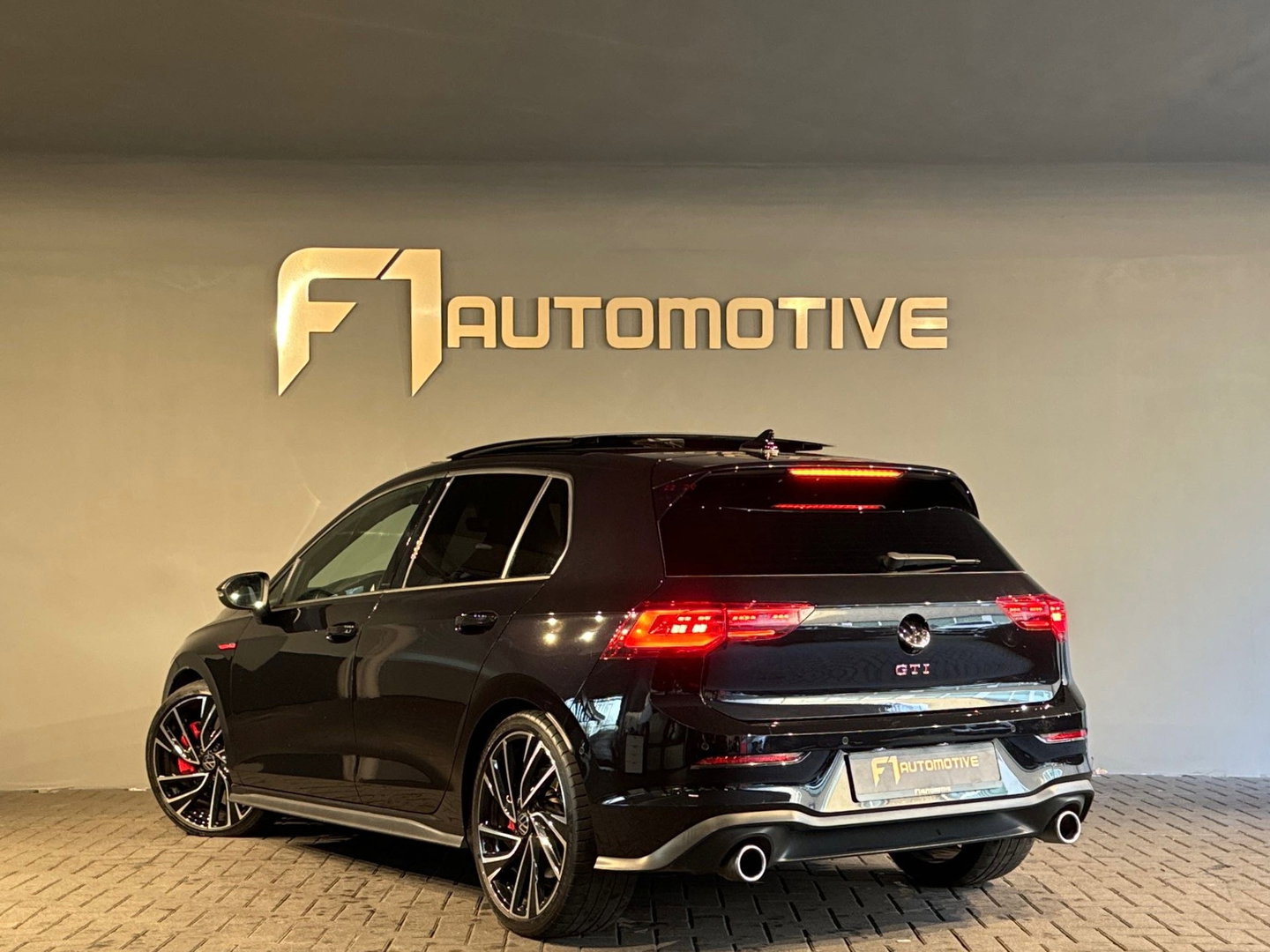 Volkswagen Golf 2.0 TSI GTI Pano|H/K|Keyless|IQ|Mistlampen