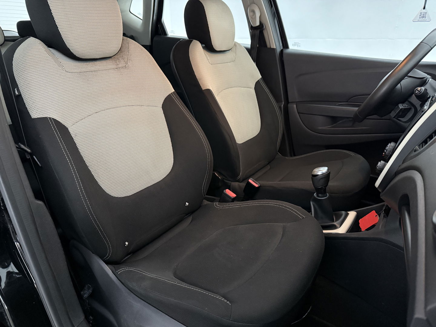 Renault Captur 0.9 TCe Limited | Clima | Cruise | LED | Keyless | Parkeersens.