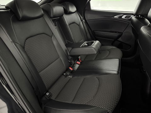 Kia Xceed 1.6 GDi PHEV ExecutiveLine | Carplay | Camera | Adap. Cruise | Stoel/stuurverw. | Keyless