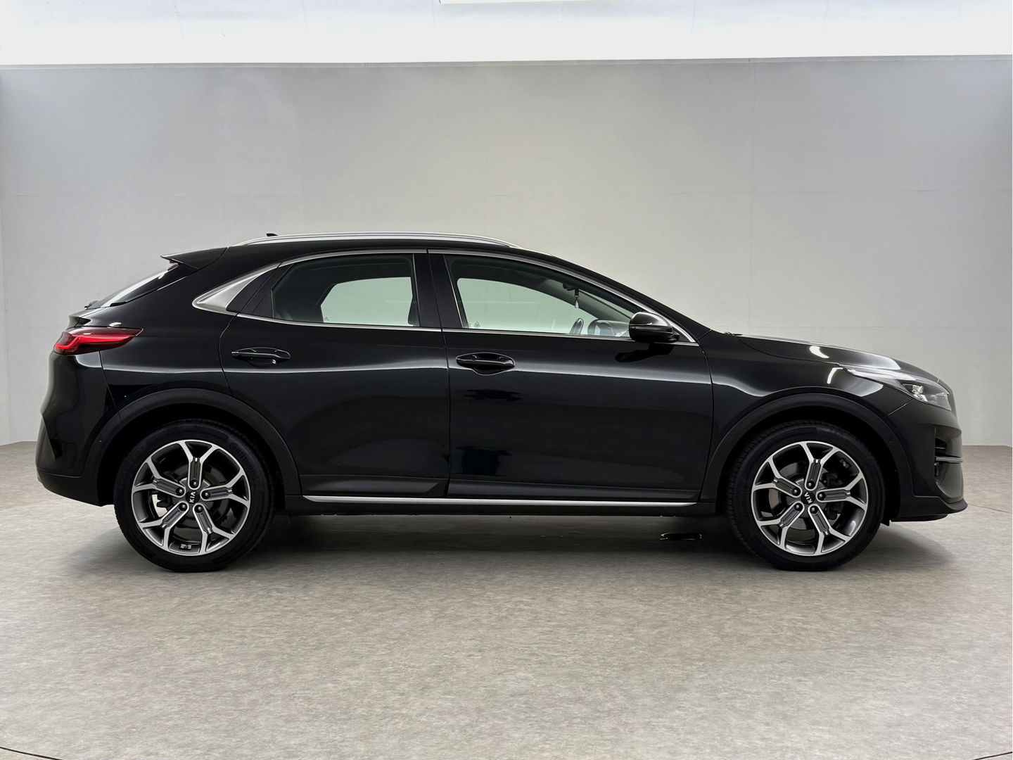 Kia Xceed 1.6 GDi PHEV ExecutiveLine | Carplay | Camera | Adap. Cruise | Stoel/stuurverw. | Keyless