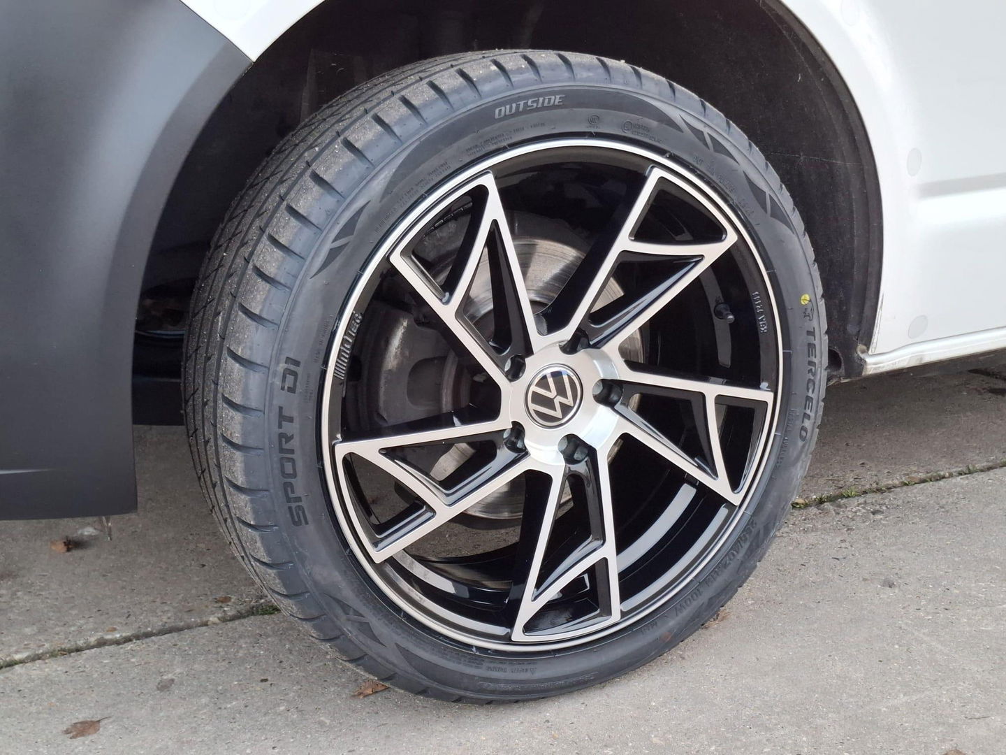 Volkswagen Transporter 2.0 TDI L2H1 30 Comfortline AIRCO / CRUISE CONTROLE / EURO 6