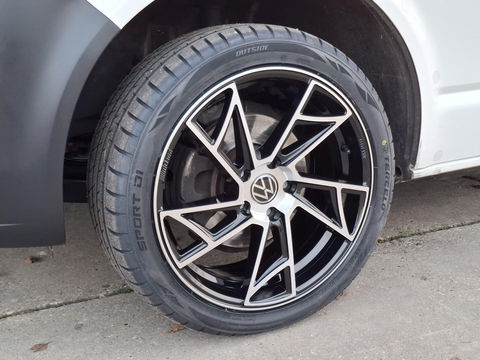 Volkswagen Transporter 2.0 TDI L2H1 30 Comfortline AIRCO / CRUISE CONTROLE / EURO 6